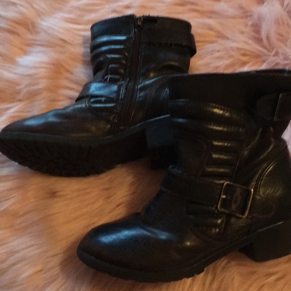 More cosplay boots! Size 2